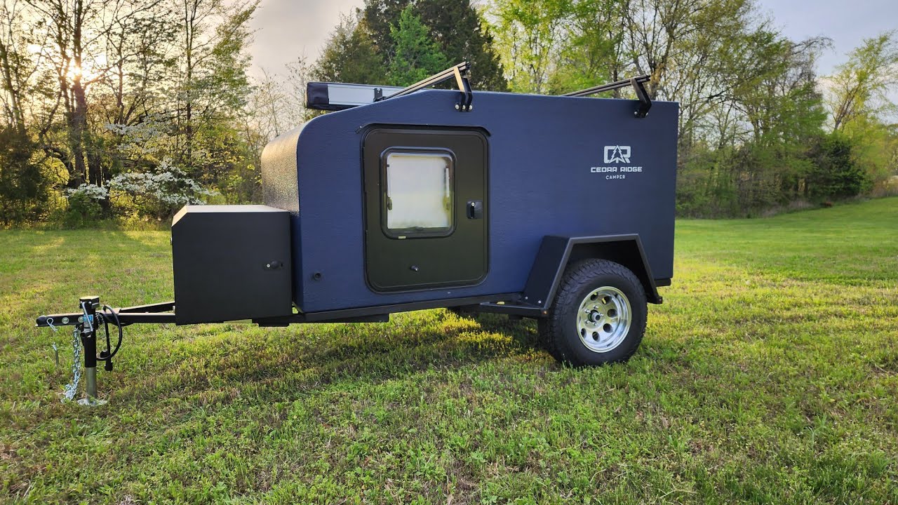 Cedar Ridge campers, Deneb (Modular Teardrop Camper) walk around.