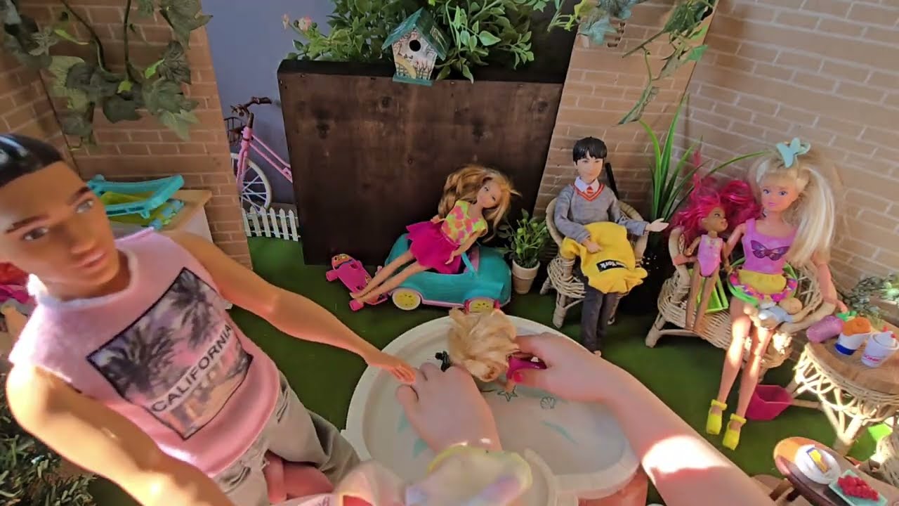 Barbie, Ken and Family enjoy a BBQ on a beautiful day!
