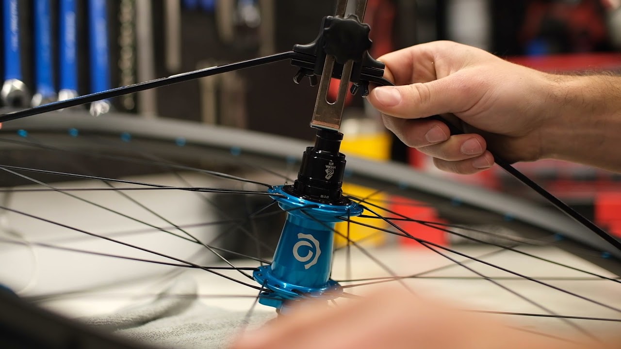 Building Wheels at Drake Cycles