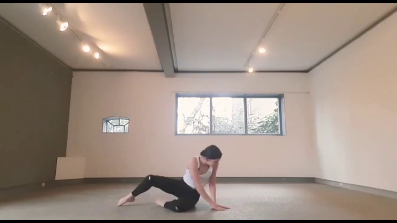 Solo Dance, Sia/ Suitcase.