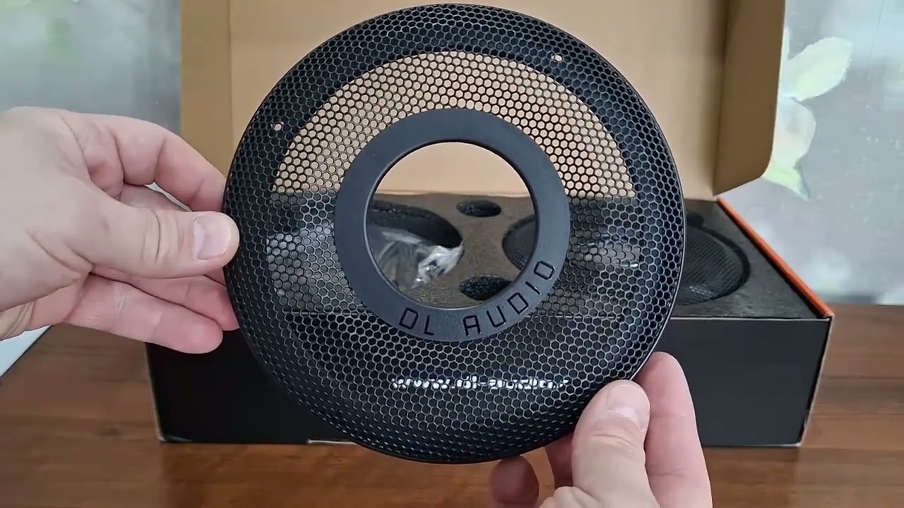 Замена акустике в УАЗ Патриоте на DL Audio Anaconda 165 Coax