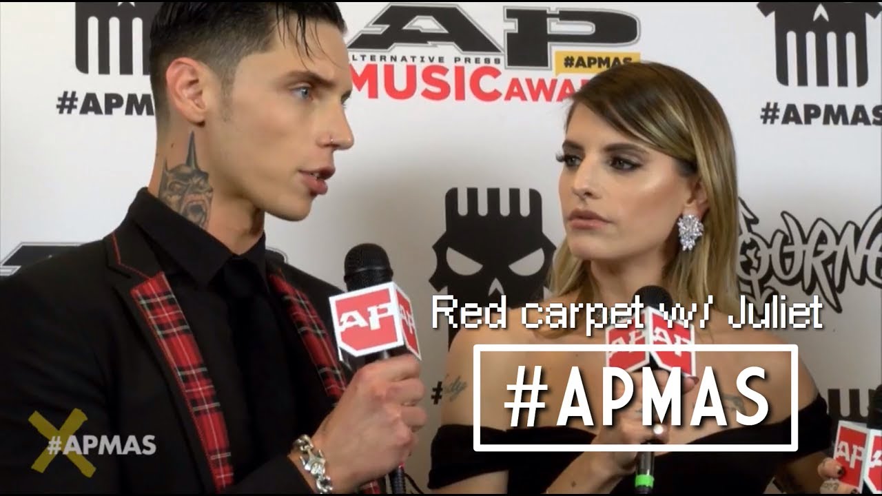 Andy Biersack and Juliet Simms on the APMAS Red Carpet