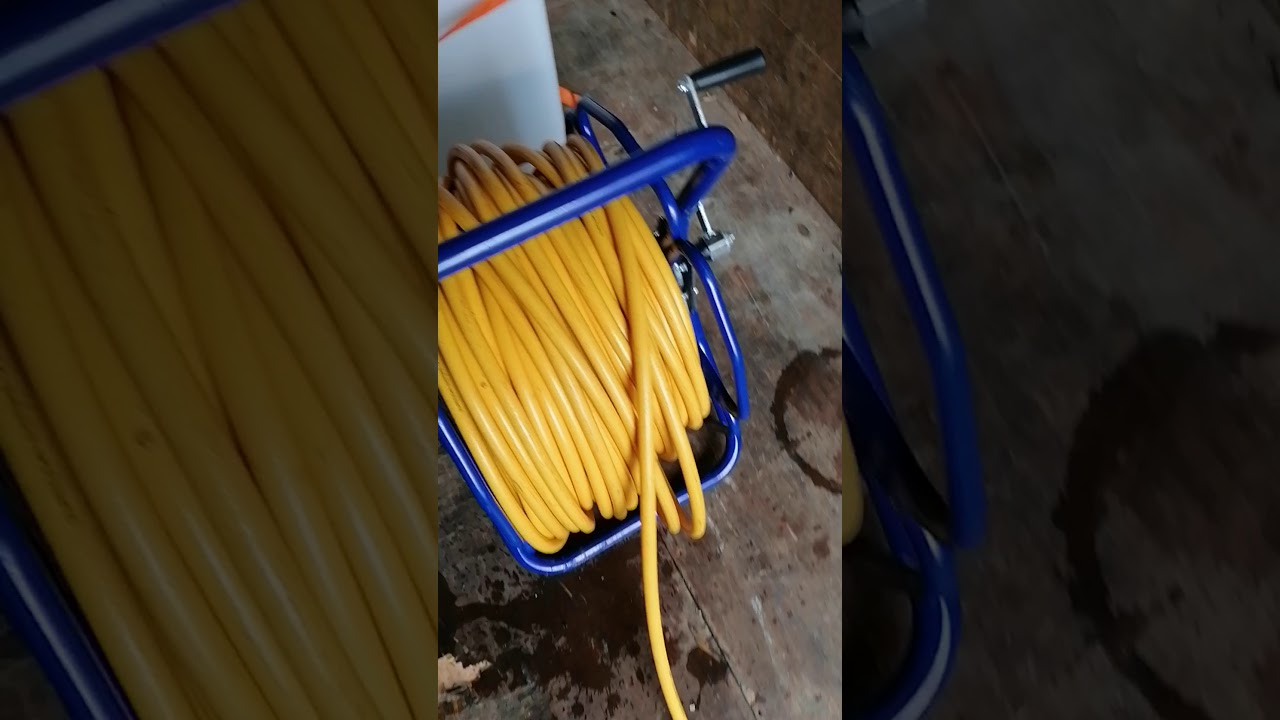 Window Cleaning Setup. Water Fed Pole & Tank
