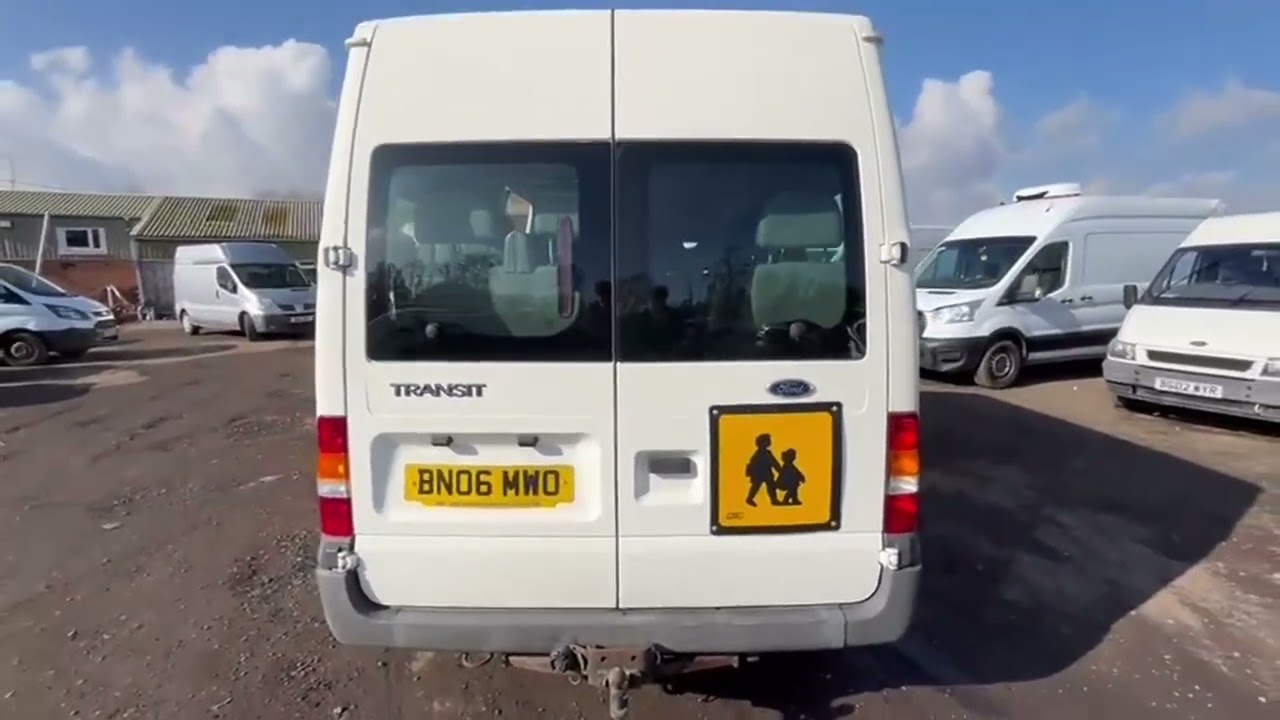 BN06MWO-2006 Ford Transit 350 Lwb 15 Seater Minibus Genuine Low Mileage Long MOT