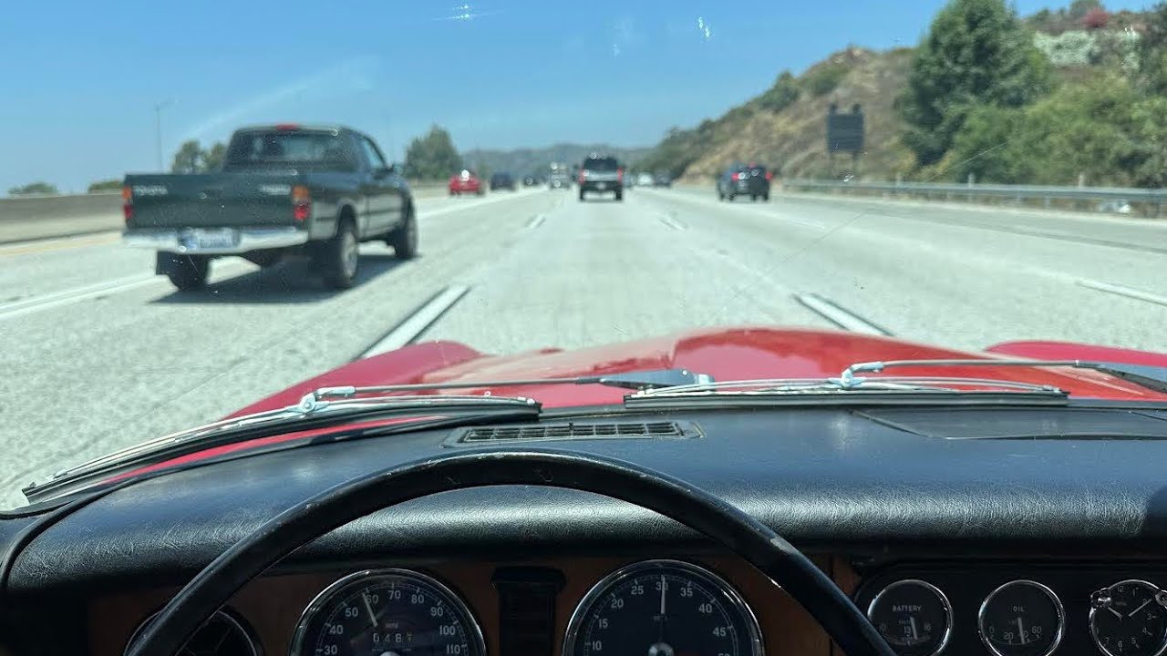 1970 Jaguar XJ6 Freeway Driving Video