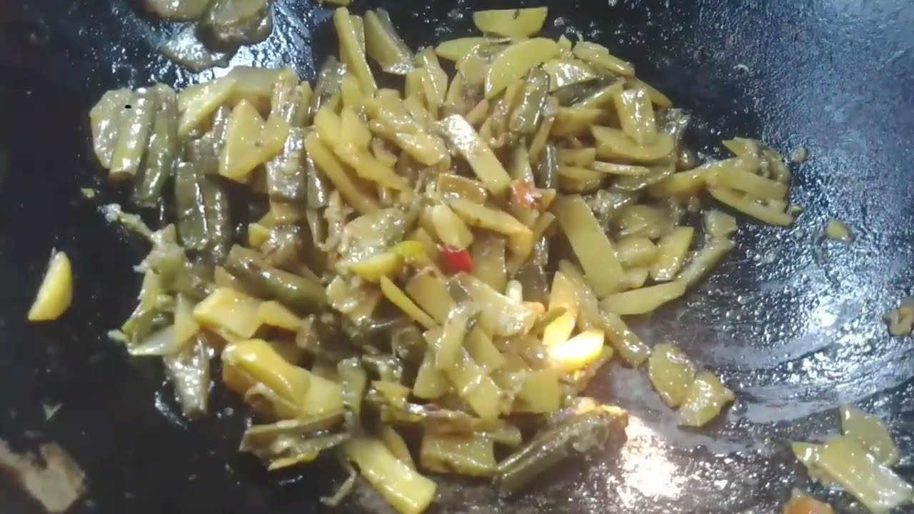 potato and brinjal stirfry recipe আলু বেগুন ভাজি রেসিপি