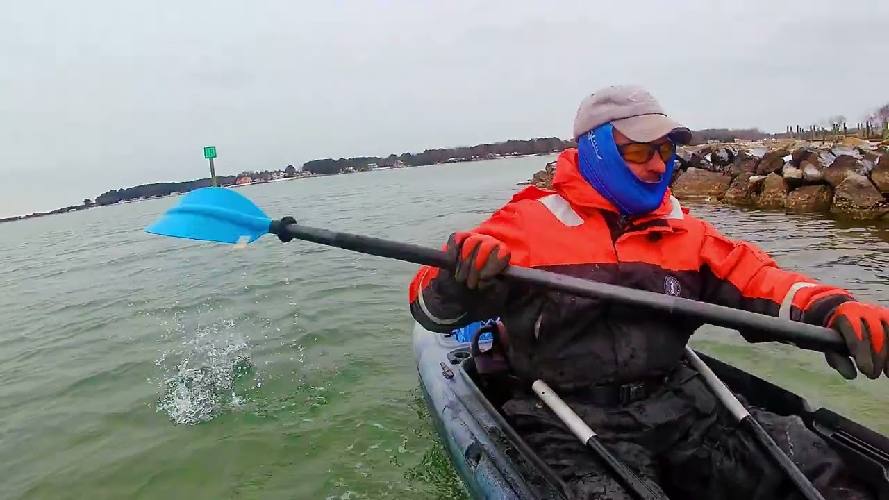 Thin Ice - Kayaking in a mildly frozen river