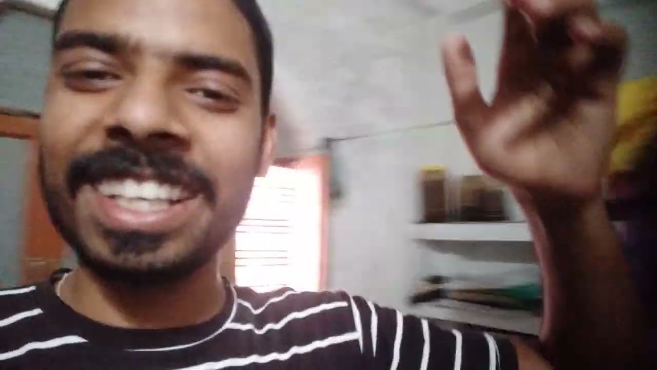Akele hi video banate hue 😥