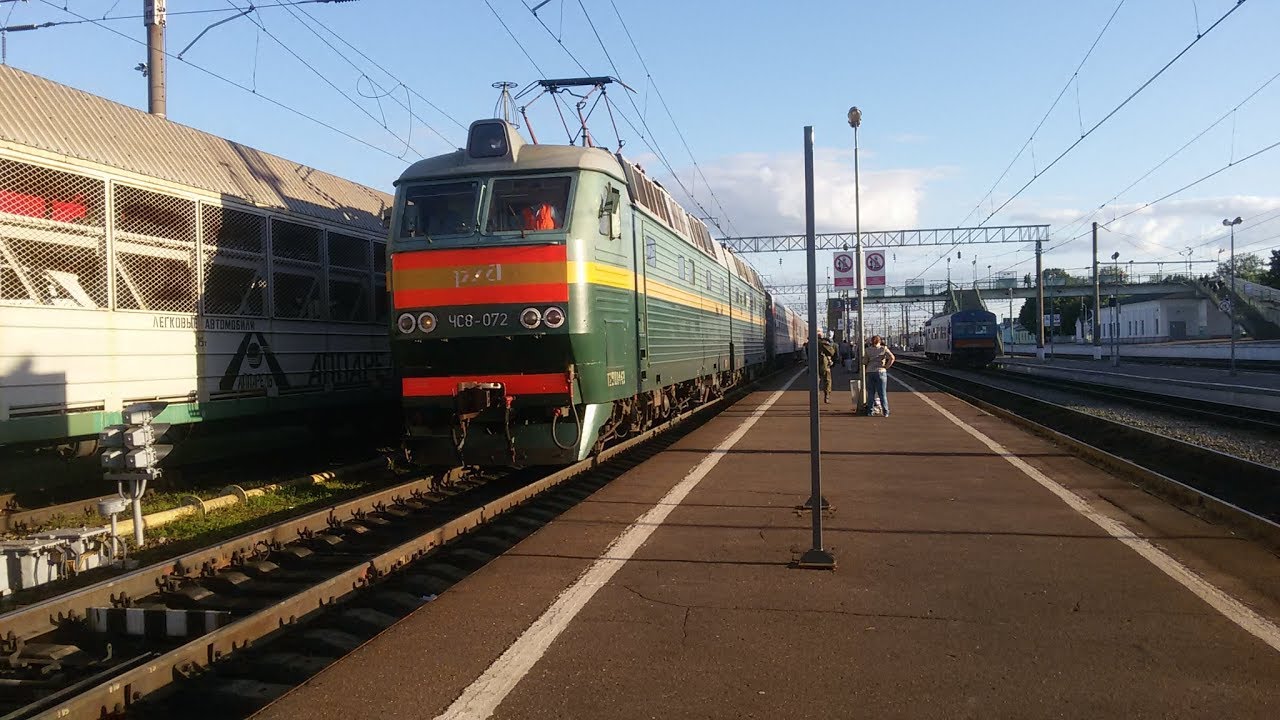 Смена локомотива поезда №88 Смоленск - Санкт-Петербург на станции Вязьма