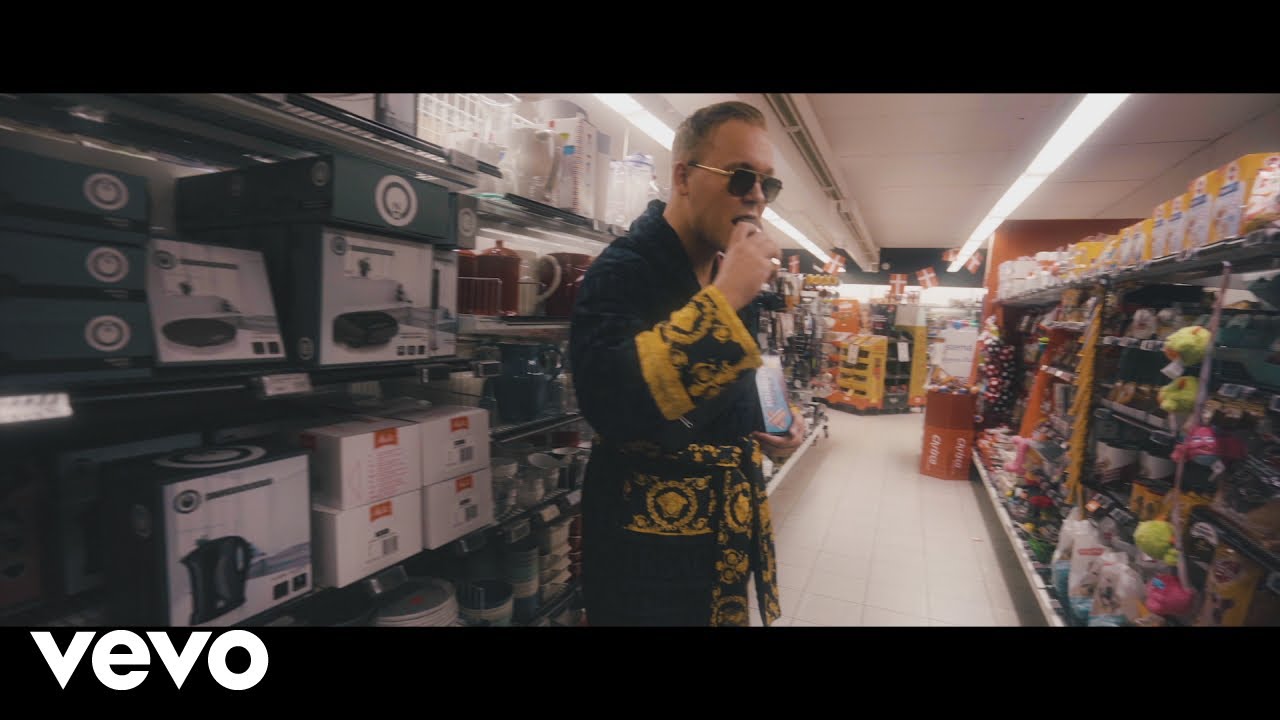 Ude Af Kontrol & Pattesutter - næ