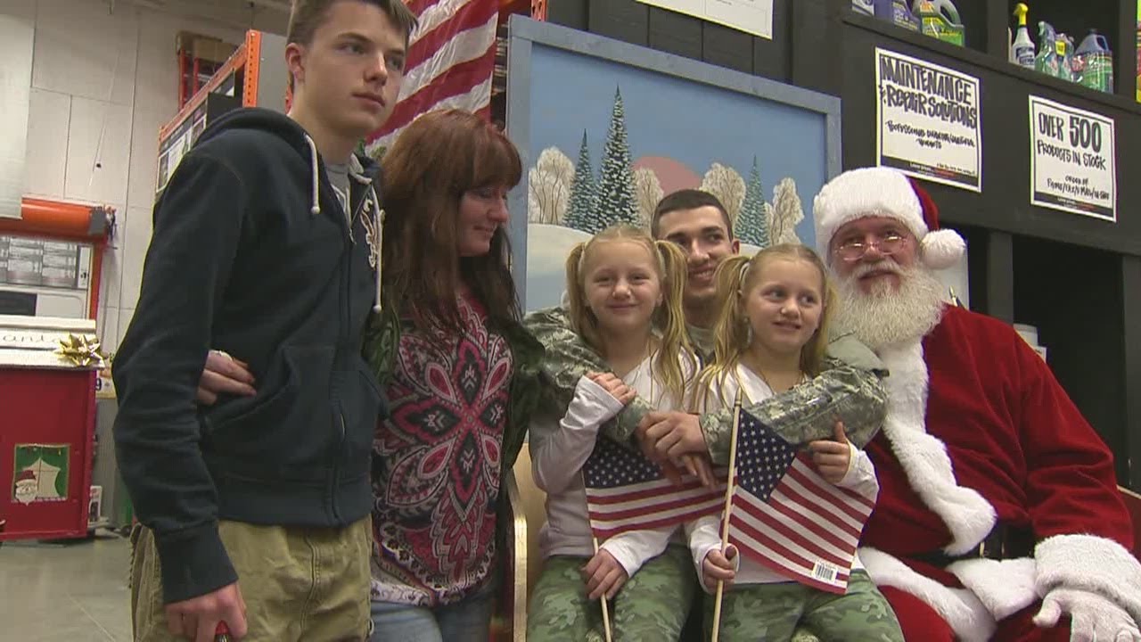 Soldier surprises little sisters for Christmas