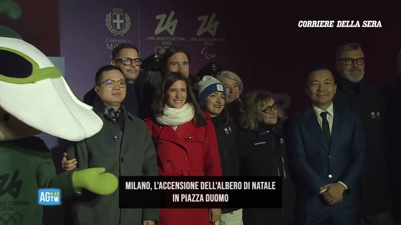Accensione dell'albero di Natale a Milano