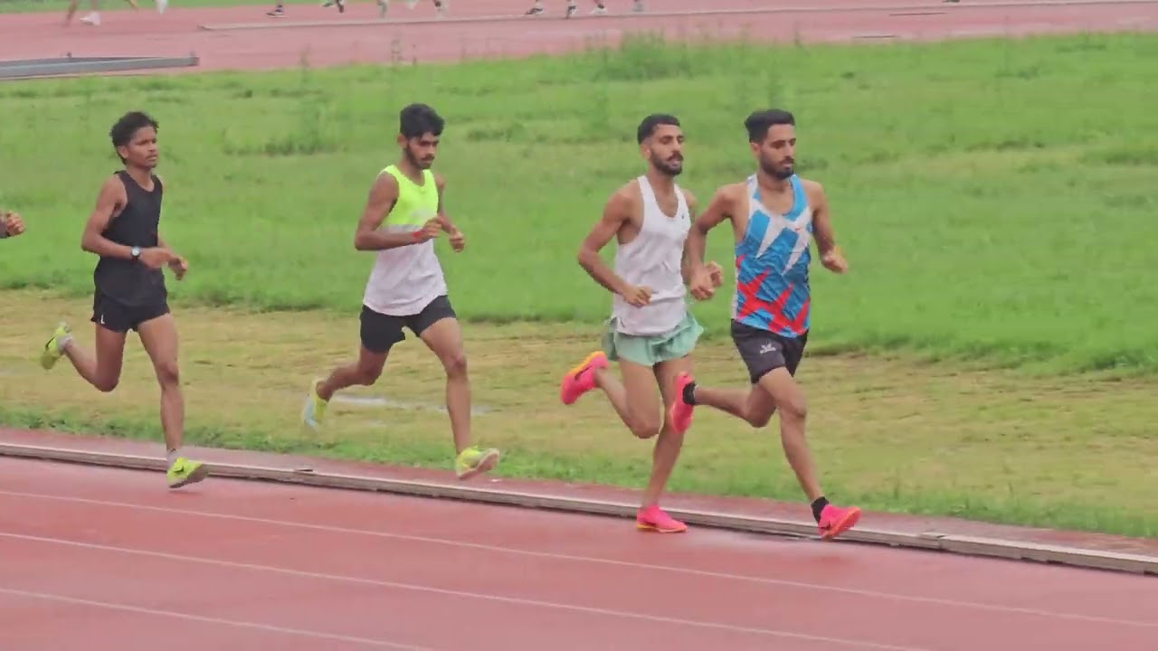 Dharmshala 1600 competition full video 🔥 pehle bnde ki timing🔥 4.38 🔥🔥🇮🇳🇮🇳  #viral #1600m #kangra 