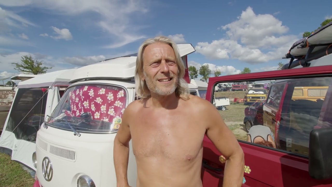 The 6ème French VW Bus Meeting After Movie