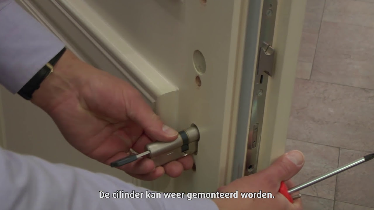 Deurslot of meerpuntsvergrendeling vervangen