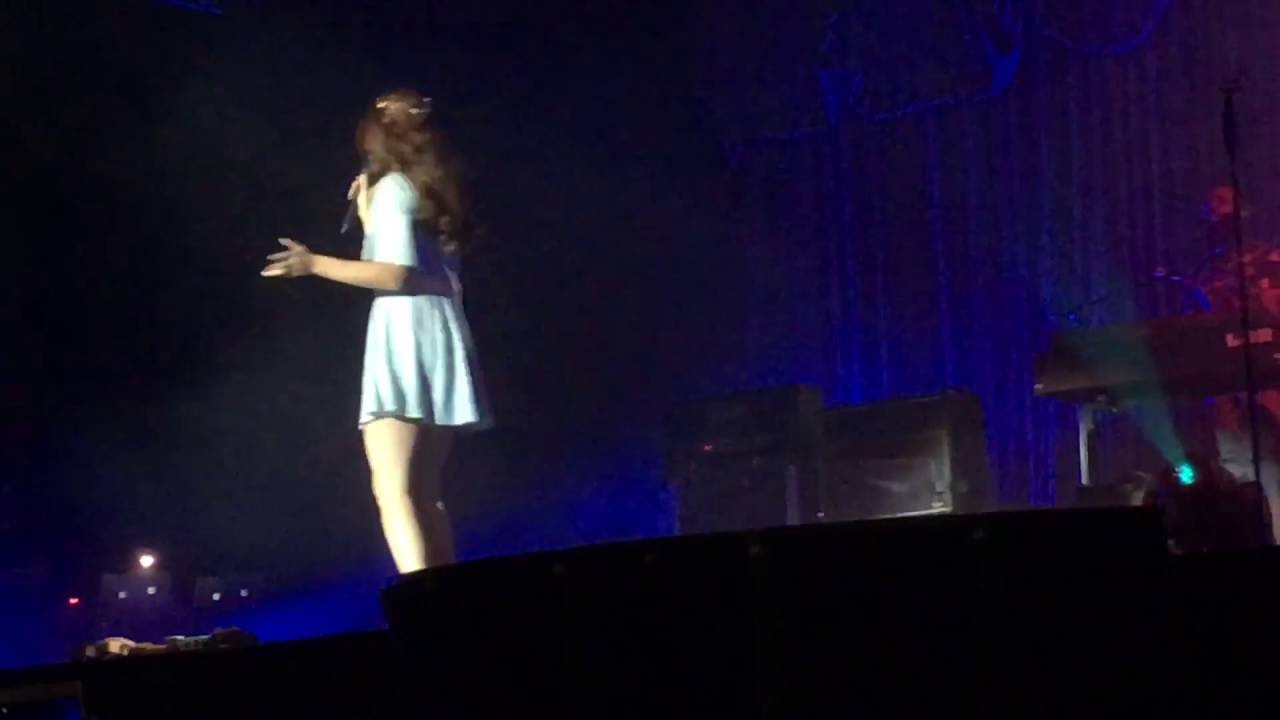 Lana Del Rey - Serial Killer [Live at Rockwave 2016]