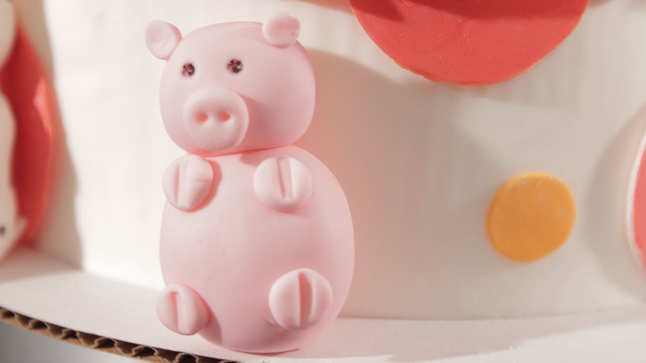 How to Make a Fondant Pig | Cake Fondant