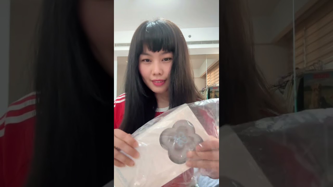 Unboxing lightstick hearts2hearts 