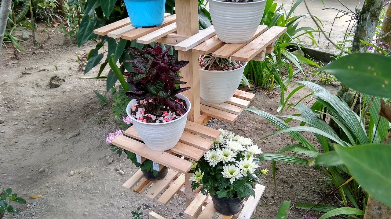 Wooden Plants Stand Ideas | DIY Garden