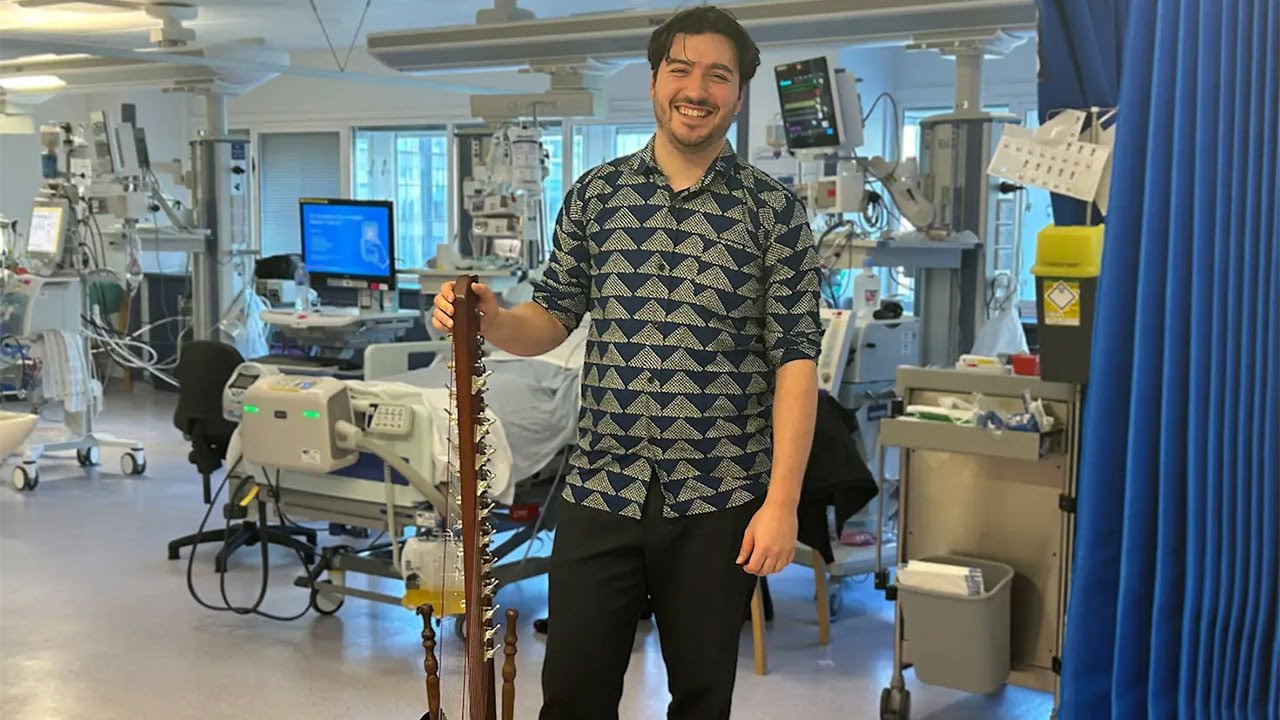 Rudy Strikes A Chord In Hospital - Music in Hospitals & Care - People's Postcode Lottery