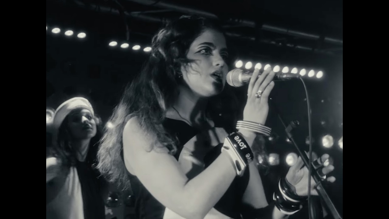 Pisha - Who You Really Are [Live]