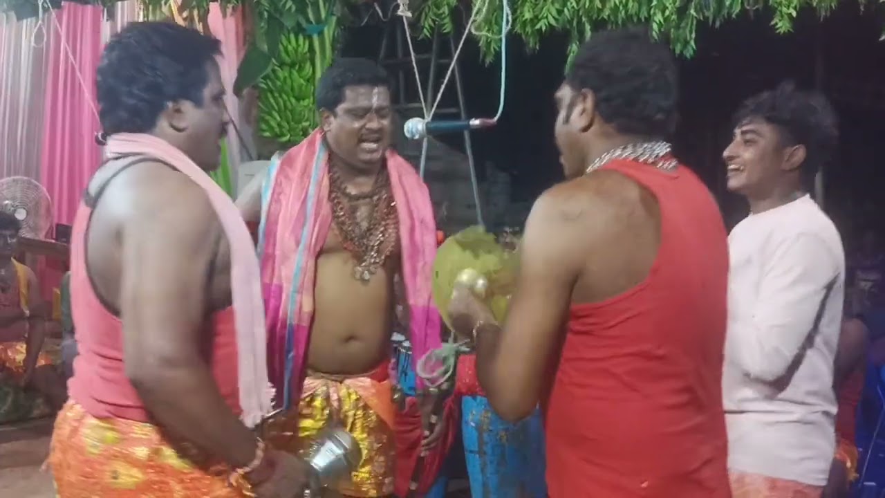 దుర్గమ్మ తల్లిని కోటి కేక.వేసి పిలుస్తున్నారు.8688599083. మా ఊరు చెప్పు పిల్ల ఆలమూరు మండలం