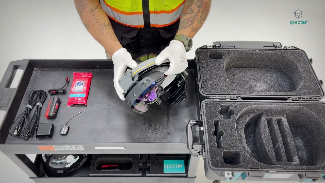 Unboxing the BIM Helmet kit