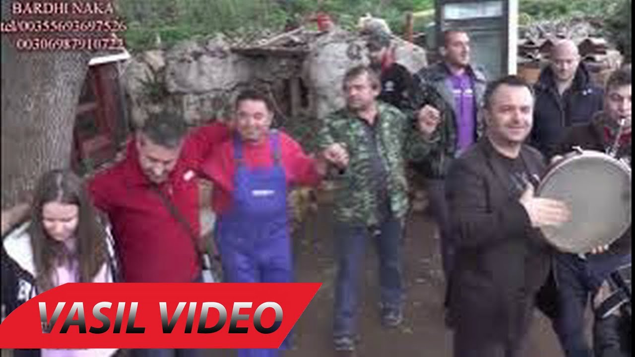 BARDHI NAKA-ANDI CUNO-KLODI XHELILI-NJE DREK ME MIQTE TANE NE RETHIMNO KRETE