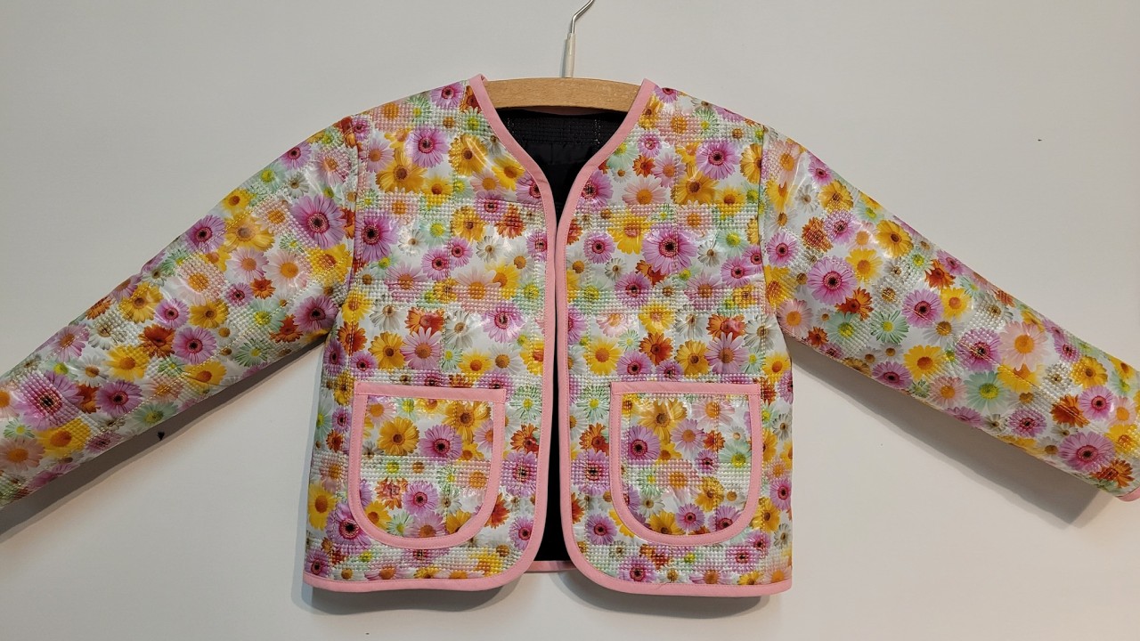 Kids vest jasje Junna gewatteerd.
