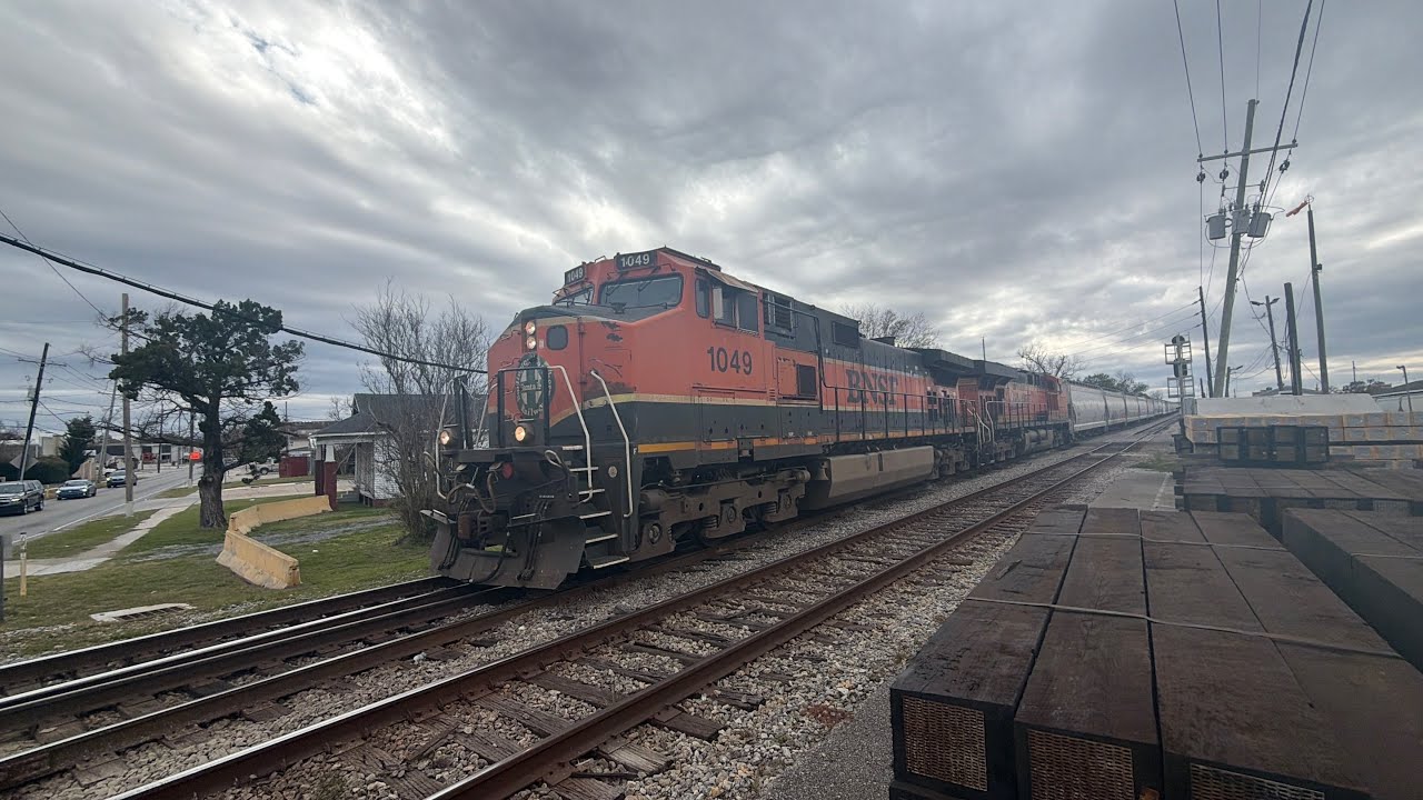 BNSF H1 Number 1049 leading a BNSF Eastbound Manifest through Central Avenue. ￼