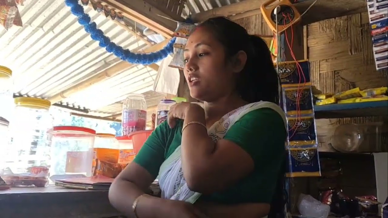 ঘৰ খনৰ কাম কৰাইছোঁ আৰু বহুত কাম উলাই মতা মাইকী কাম বাচনি নকৰি মই কৰি যাওঁ সকলো #assames🏡vlog 