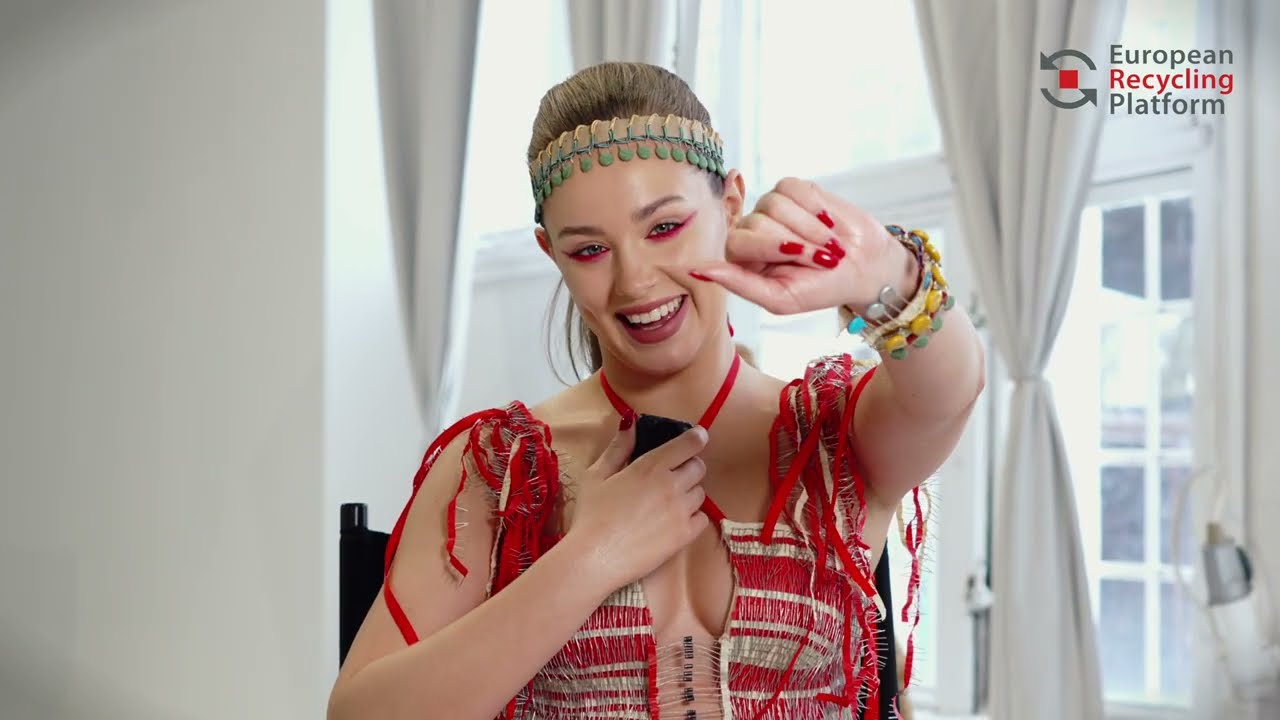 Moda na recykling - Wiktoria Gąsiewska