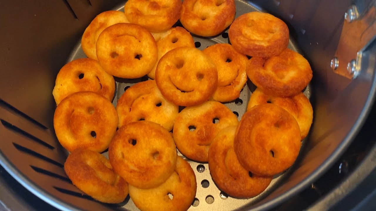 Air Fryer Frozen Smiley Fries - Mccain Potato Smiley Fries In The Air Fryer - So Crispy, YUM!