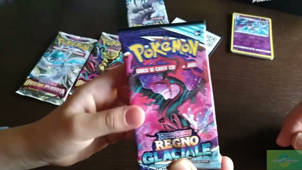 Pokemon Unboxing! Zeraora V Max e V Astro. Troveremo qualcosa? Scopriamolo insieme!