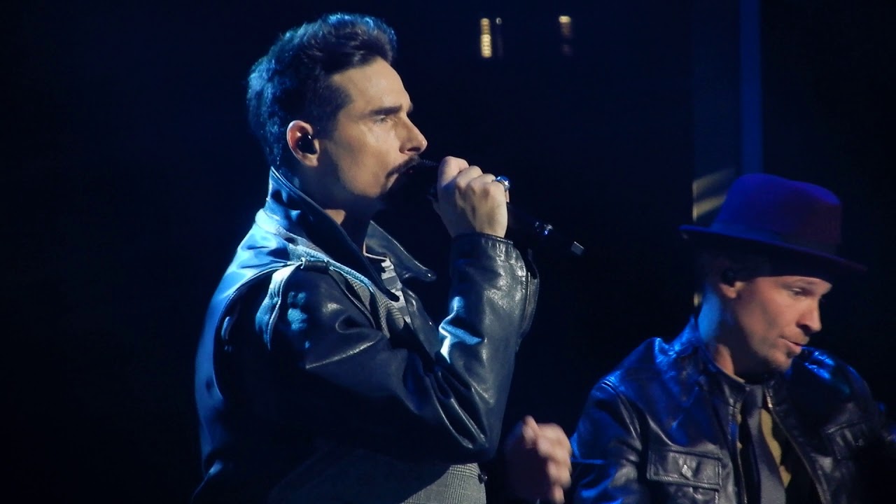 Backstreet Boys ~ Show Me The Meaning (Of Being Lonely) ~ United Center ~ Chicago, IL ~ 08/10/2019