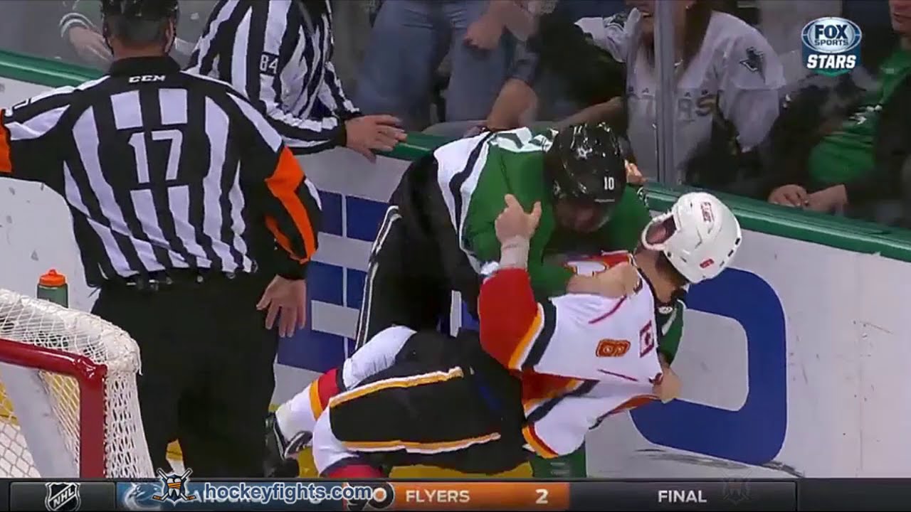 Dennis Wideman vs Patrick Sharp Dec 17, 2015