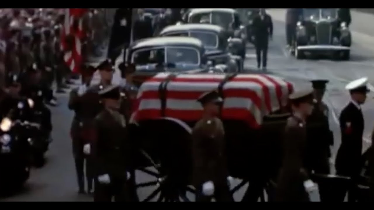 Похоронная процессия президента Франклина Делано Рузвельта 14 апреля 1945 года