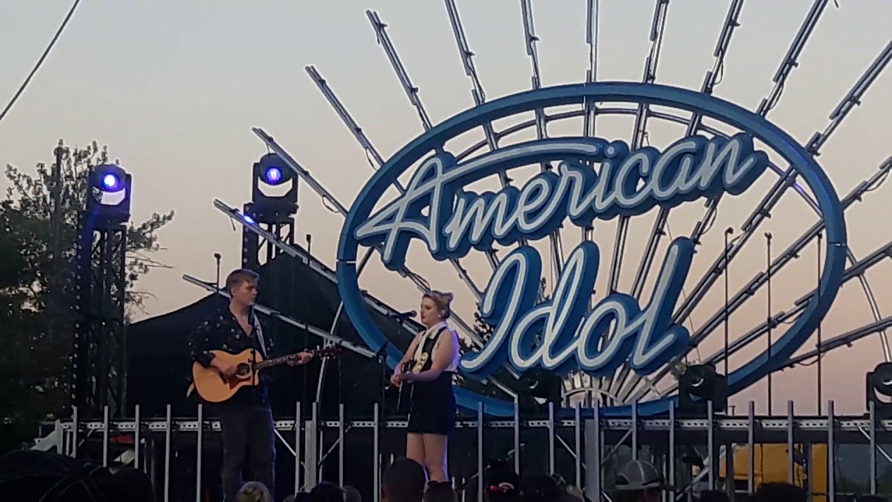 Love birds- American Idol Tour Live 2018