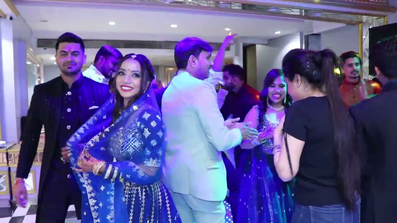joru ka gulam #jorukaghulam #govindasongs #govinda #engagementdanceperformance #lovecopule #love#bby
