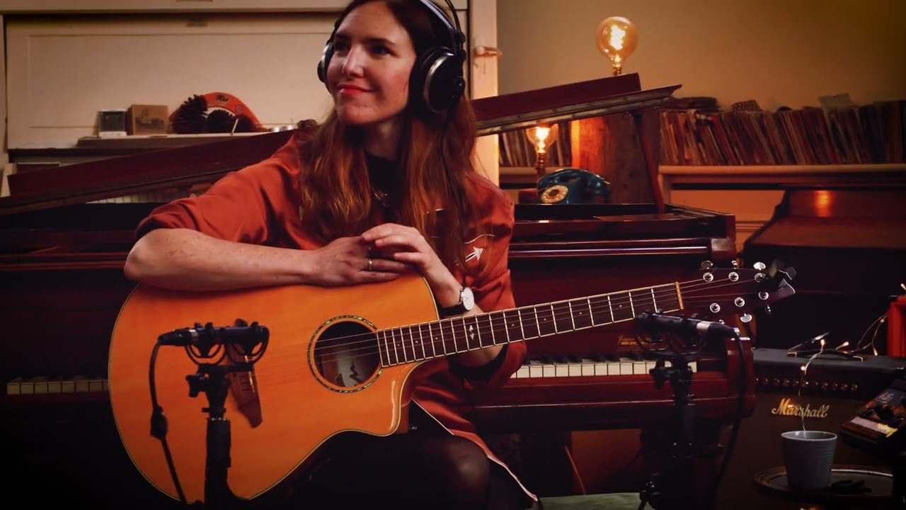 Josie Field - Blue Planet (Live Version)
