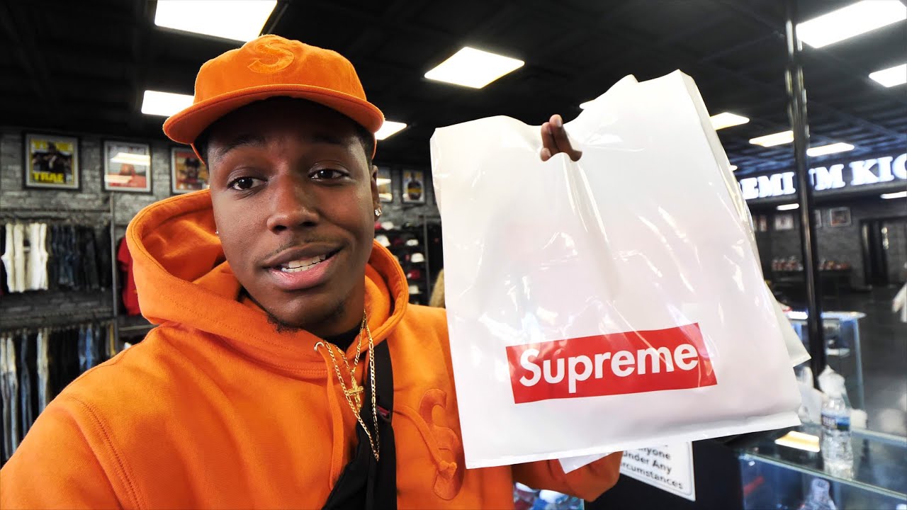 SHOPPING FOR RARE SUPREME, SNEAKERS, BAPE & MORE! 3 New Pickups!