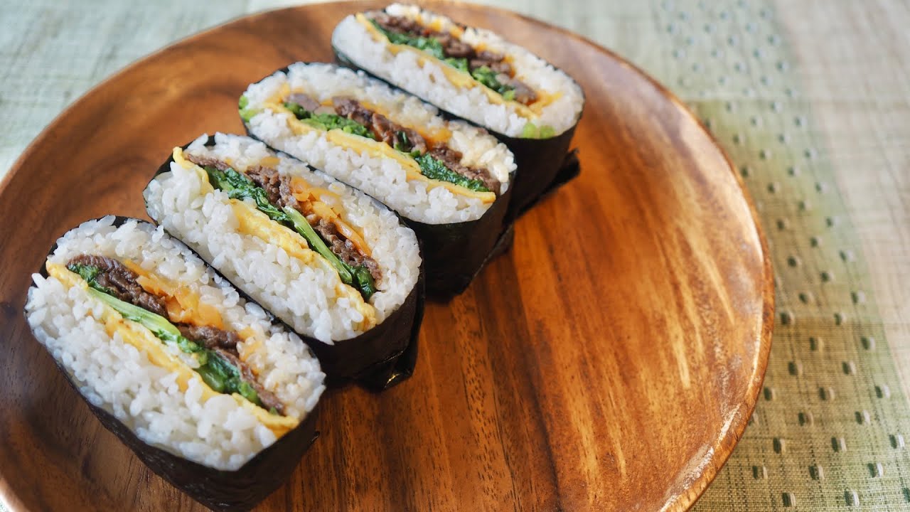 Sandwichi de onigiri, Onigirazu(キンパおにぎらず) / Comida japonesa, saludable【Receta】