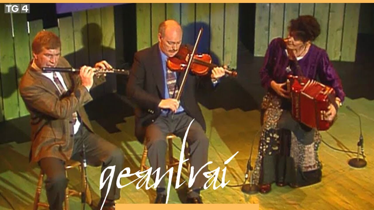 Conor Tully, John Cunningham & Anne Burke Conroy | Amharclann An Mall, Tuaim | Geantraí | TG4