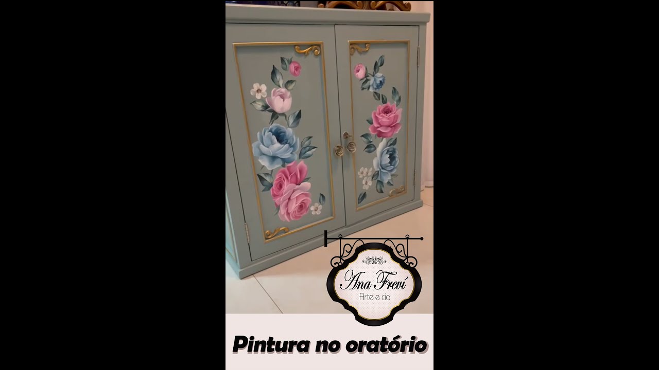 Pintando m&oacute;vel de madeira. Making off de pintura vintage no orat&oacute;rio.