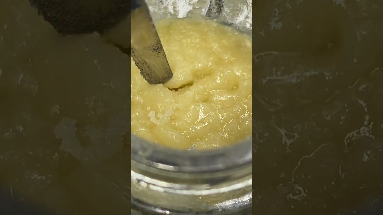 LYCHEE (sour Z x feijoa) first press after a whip #singlesource #solventless #organic #soiltooil