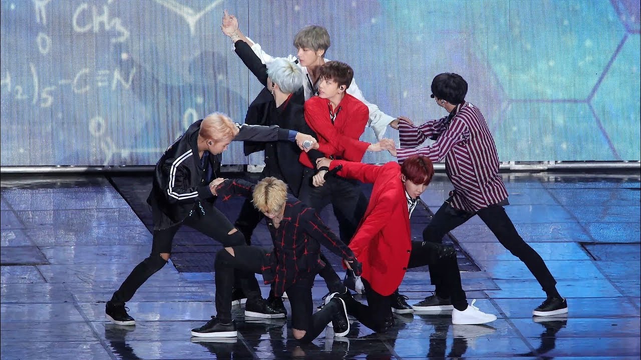 170929 방탄소년단 (BTS) 'DNA' 4K 직캠 @창원 케이팝 월드 페스티벌 4K Fancam by -wA-