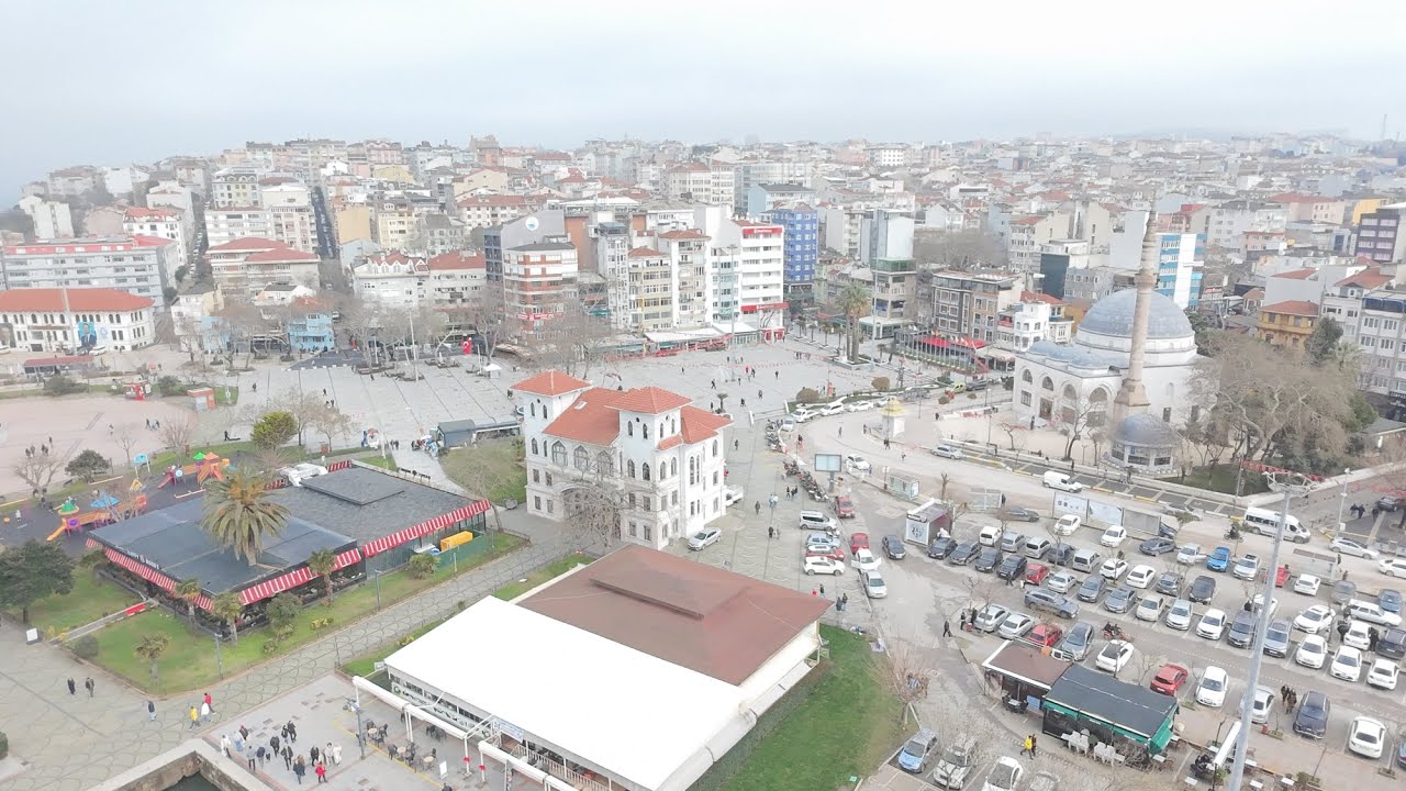 Bandırma Cumhuriyet Meydanı Drone Çekimi [4K] (Şubat 2025)