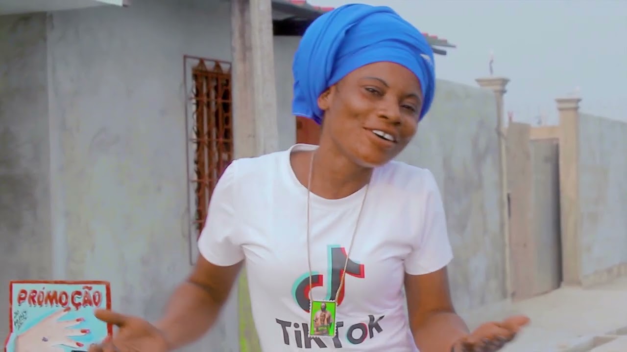 Nsangu Z'africa  Cabinda - Mulumbu Kia Vua Clips Oficial 