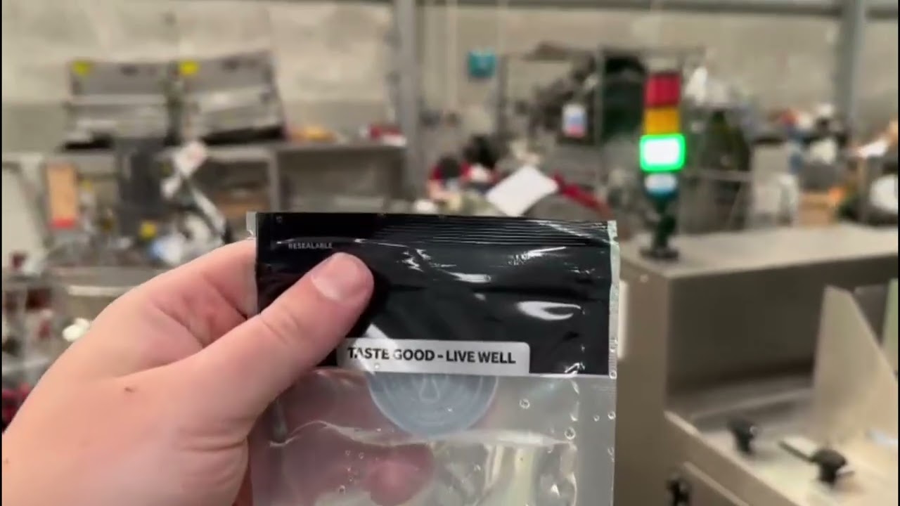 Twin Head Pouch Filler for Liquids and Sauces 