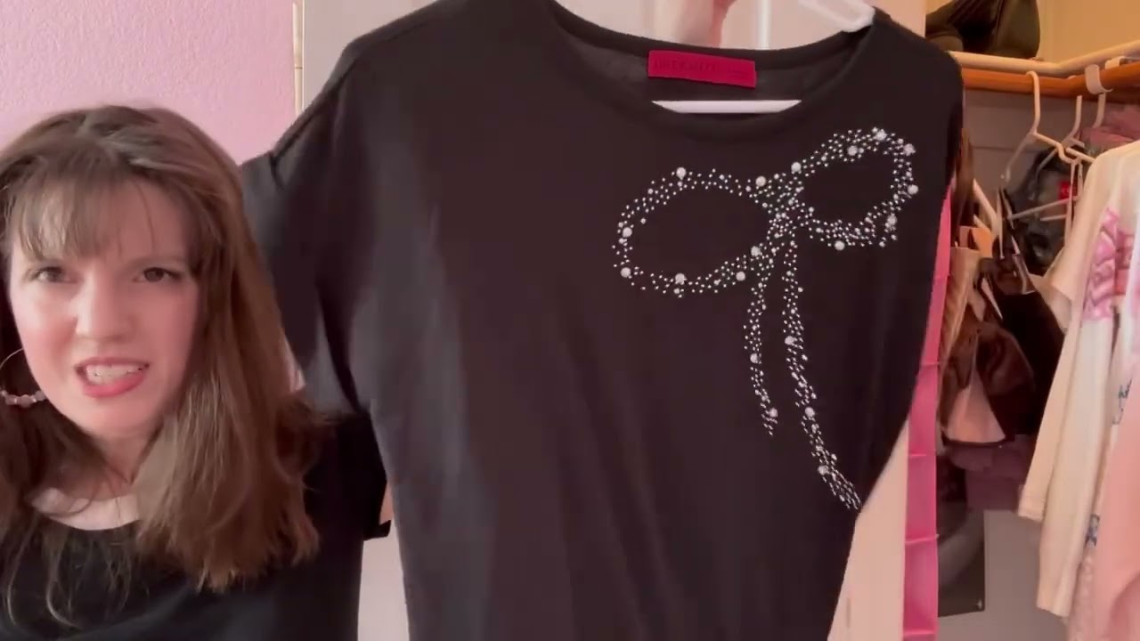 Wardrobe tour 